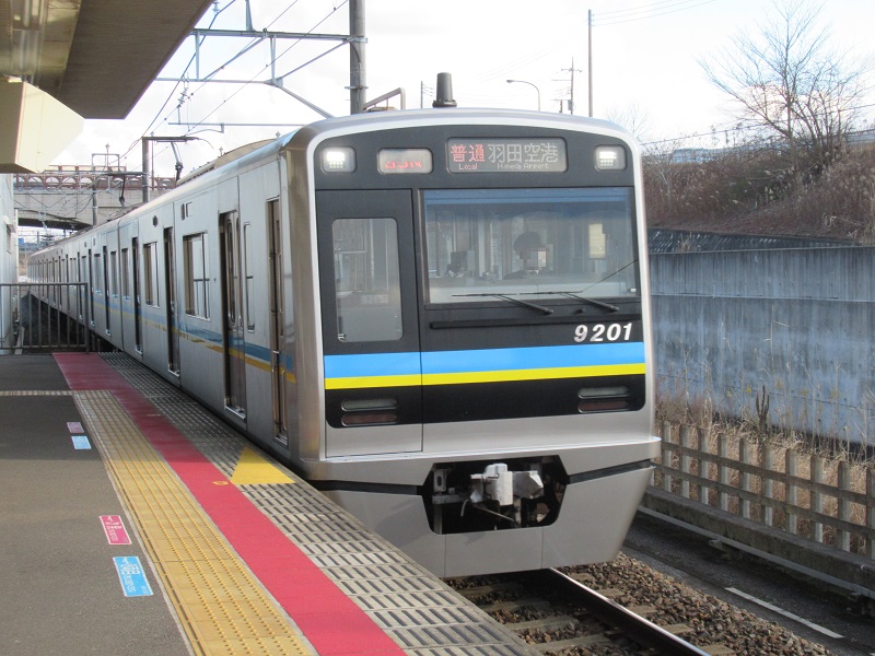 ファイル:Chiba new town railway 9201f.jpg