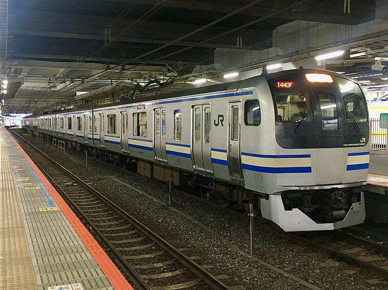 ファイル:Series E217 Y-51 in Chiba Station.jpg