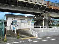 JR Hamawakawaski Branche line HamakawasakiST.jpg