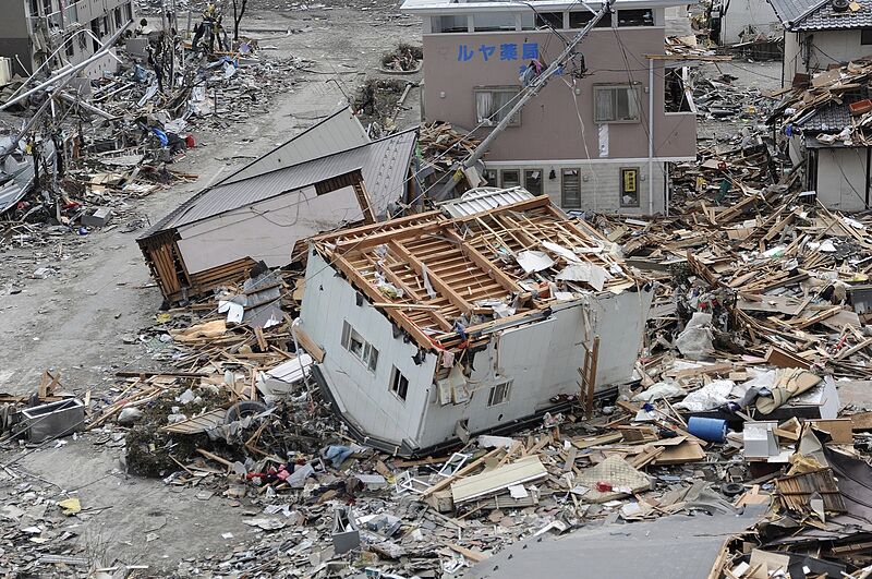 ファイル:東北地方太平洋沖地震に伴う津波により大きな被害を受けた大船渡市.jpeg