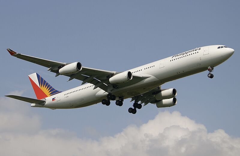 ファイル:フィリピン航空のエアバスA340.jpeg
