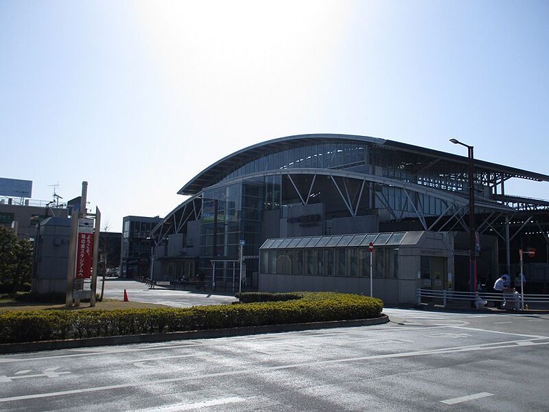 ファイル:京王線飛田給駅.jpg