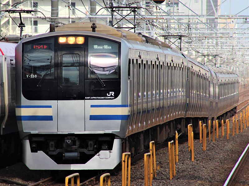 ファイル:Sobu Line E217 Y-138 20130706.jpg