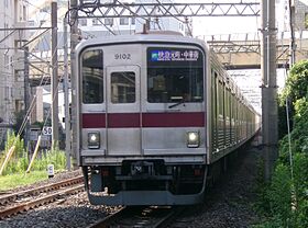 Tobu9102F.jpg