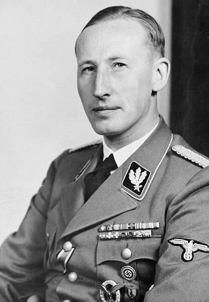ファイル:Bundesarchiv Bild 146-1969-054-16, Reinhard Heydrich.jpg