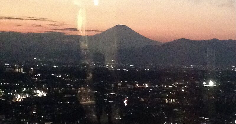 ファイル:蔵王山展望台からの富士山.jpg