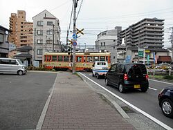 宮西町踏切.jpg